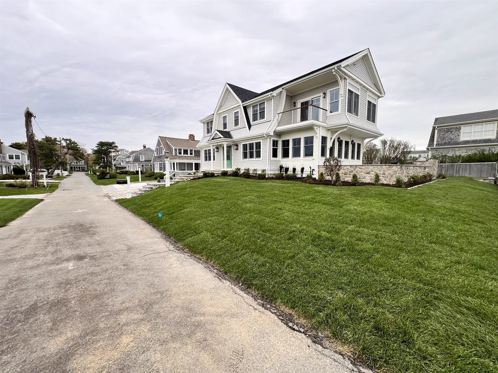 Harwich Port, MA full renovation by Makyson Building Company — photo 23